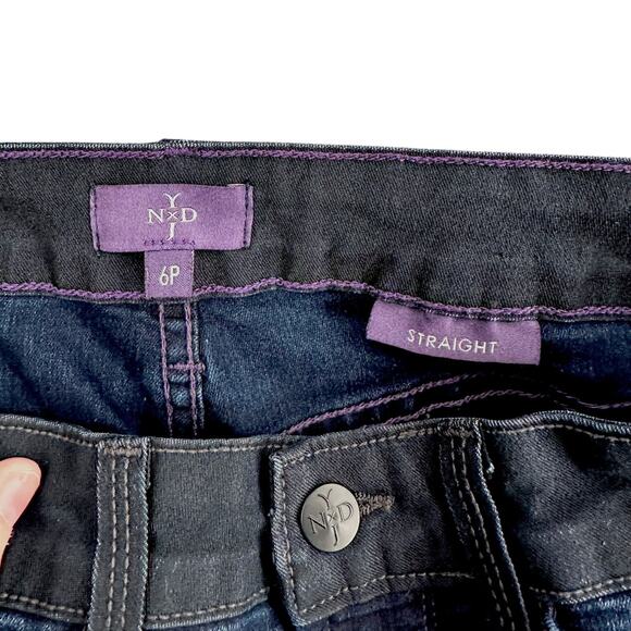 NYDJ Color Block Design Straight Leg 5 Pocket Style Trendy Jeans‎ Petite 6 - Picture 3 of 8